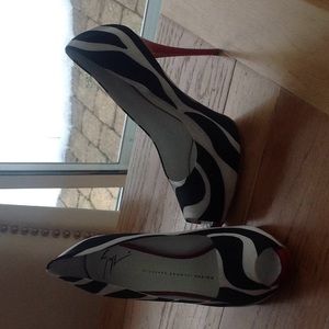 black and white leather stiletto 4 inch red heel